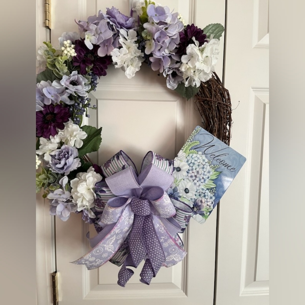 Floral welcome wreath
